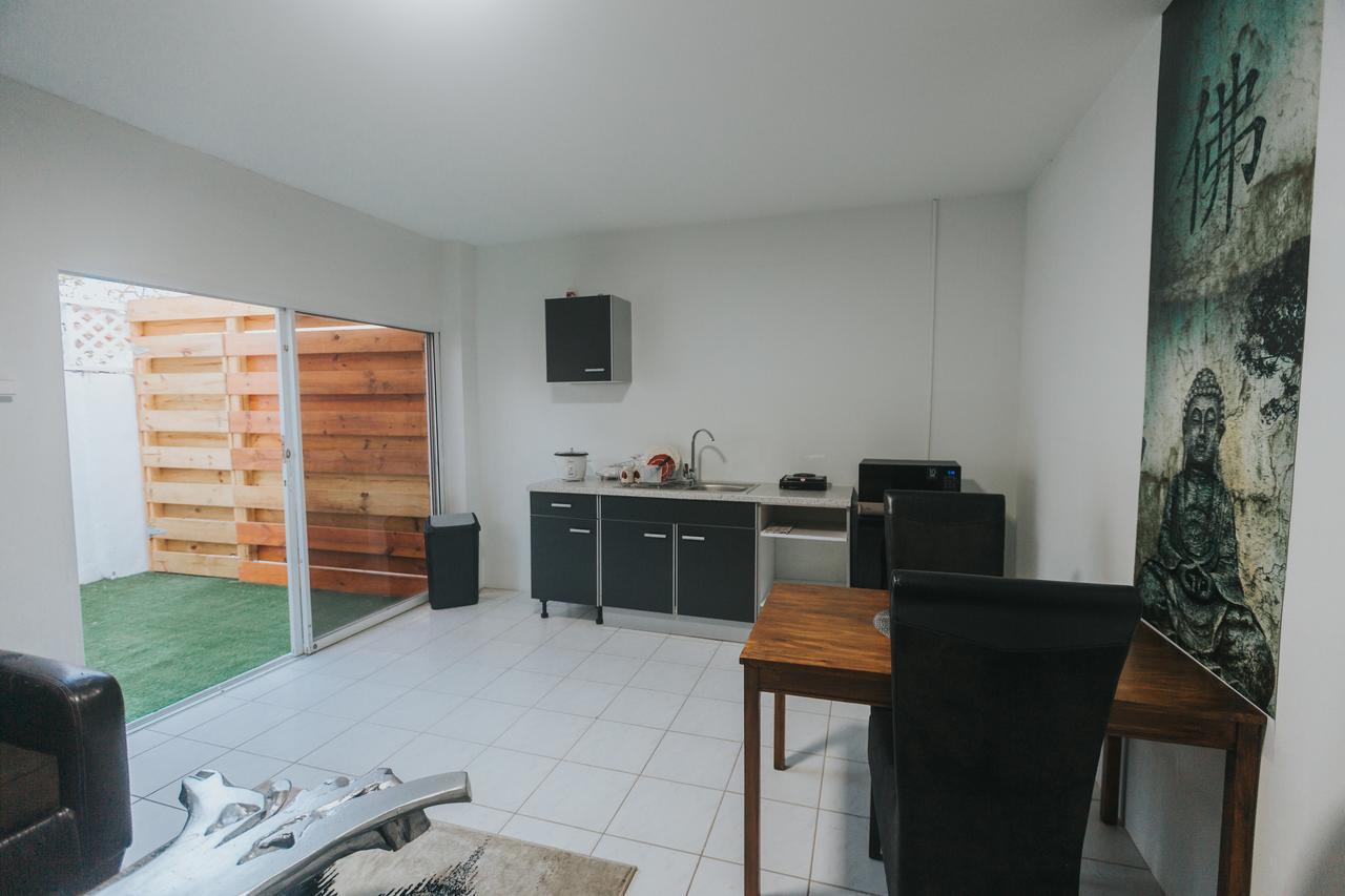Buddha Studios Aruba Palm Beach Eksteriør bilde